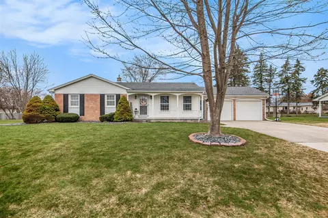 7385 Walnut, Jenison, MI 49428