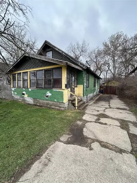 353 Fox, Grand Rapids, MI 49507