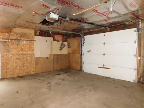 917 E Beecher, Adrian, MI 49221 photo 20