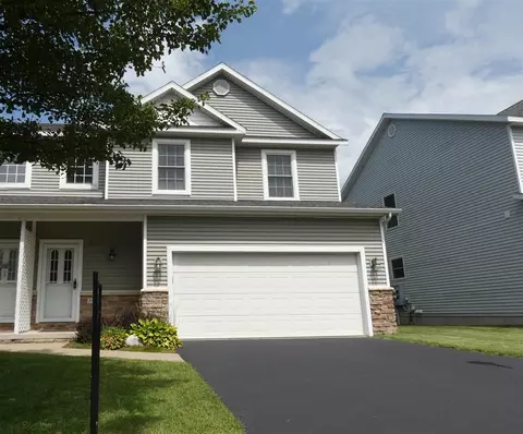 2535 Holiday House, Saint Joseph, MI 49085