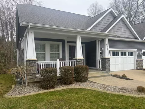 6507 Old Singapore, Saugatuck, MI 49453