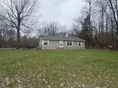 25056 Manley, Dowagiac, MI 49047
