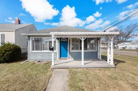 28259 Maple, Roseville, MI 48066