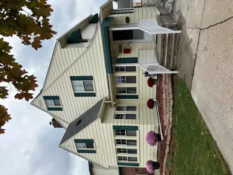 15231 Paris, Allen Park, MI 48101