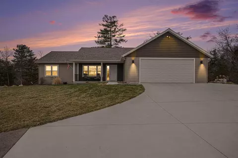 7152 Morrison Lk, Saranac, MI 48881