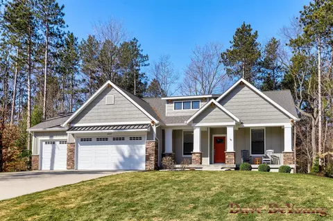 10287 Shannons, West Olive, MI 49460
