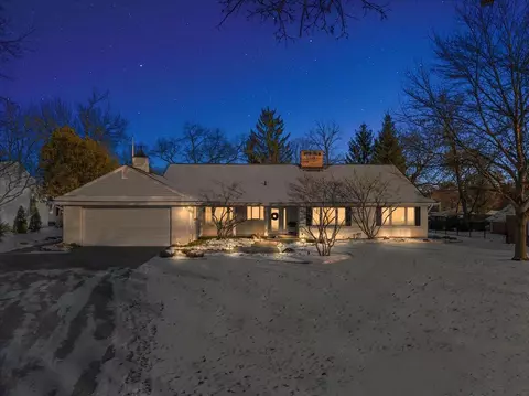 946 Santa Barbara, Grand Rapids, MI 49506
