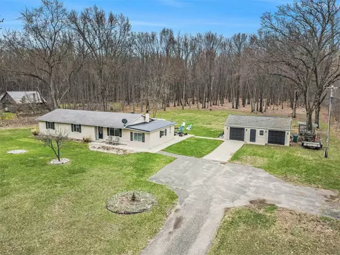 55725 Resort, Three Rivers, MI 49093 photo 6