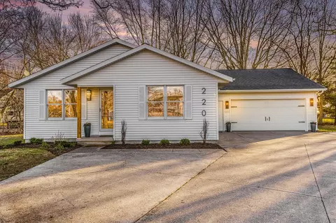 220 Coburn, Grand Haven, MI 49417