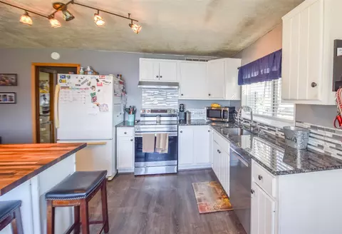 Kitchen - 7563 Popple, Reading, MI 49274 photo 1 of 4