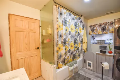 Bath - 7563 Popple, Reading, MI 49274 photo 1 of 2