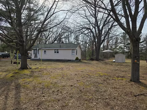 2244 Maple, Manistee, MI 49660 photo 4