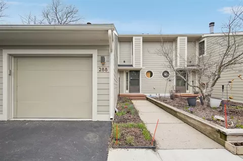 288 Whitlock, Saline, MI 48176