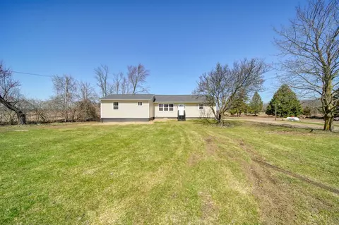 17650 Lewis, Cement City, MI 49233