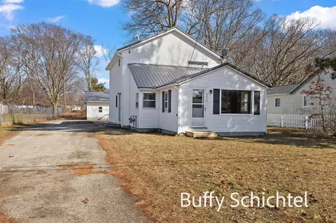 3918 Hess, Norton Shores, MI 49444