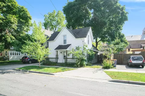 208 Palmer, Grand Rapids, MI 49505