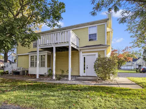 3430 Shadow Bnd #D, Kalamazoo, MI 49048