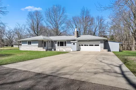 409 Orchard, Gobles, MI 49055