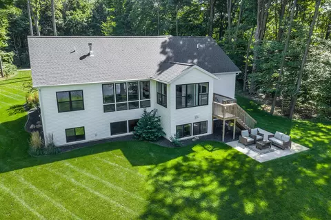 1664 Westview, Allegan, MI 49010