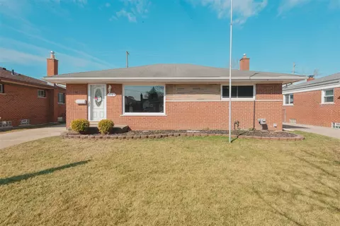 8197 August, Westland, MI 48185