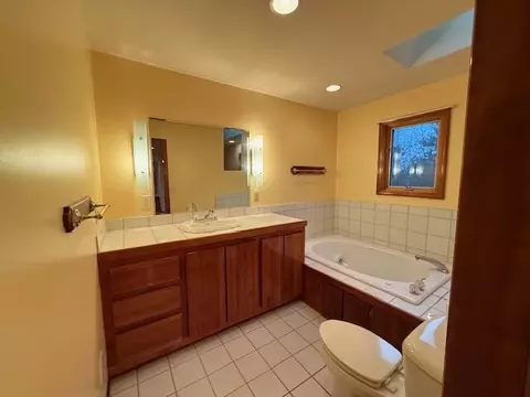 Bath - 308 E 112th, Grant, MI 49327 photo 2 of 3