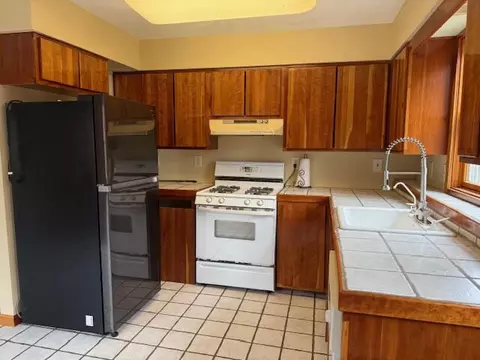 Kitchen - 308 E 112th, Grant, MI 49327 photo 1 of 2