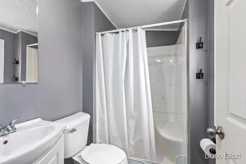 Bath - 4925 Wheeler, Belding, MI 48809 photo 2 of 2