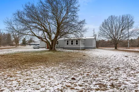 Exterior - 4925 Wheeler, Belding, MI 48809 photo 3 of 4