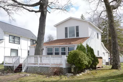 11228 E Shr, Delton, MI 49046