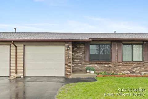 2917 Porter #28, Grandville, MI 49418