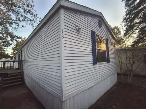 13 Evergreen, Saint Louis, MI 48880