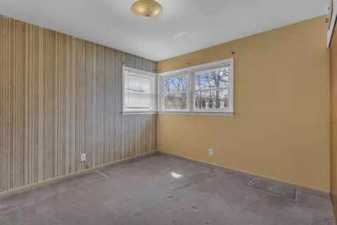 Bedroom - 8447 Dunn, Munith, MI 49259 photo 5 of 9