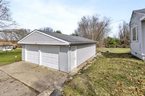 Exterior - 8447 Dunn, Munith, MI 49259 photo 7 of 7