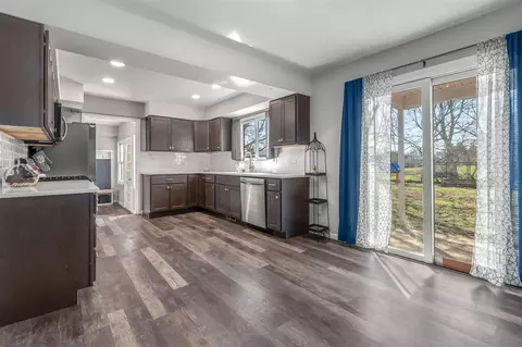 133 E Colon, Coldwater, MI 49036 photo 5