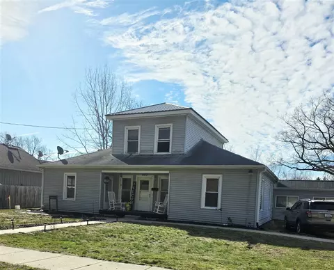 653 E Main, Ionia, MI 48846