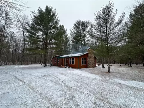 1614 E Walker, Lake City, MI 49651