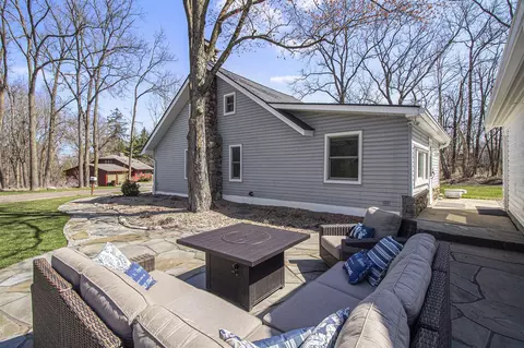 Exterior - 13957 Aberdeen, Gregory, MI 48137 photo 3 of 18