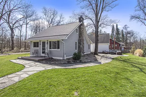 Exterior - 13957 Aberdeen, Gregory, MI 48137 photo 5 of 18