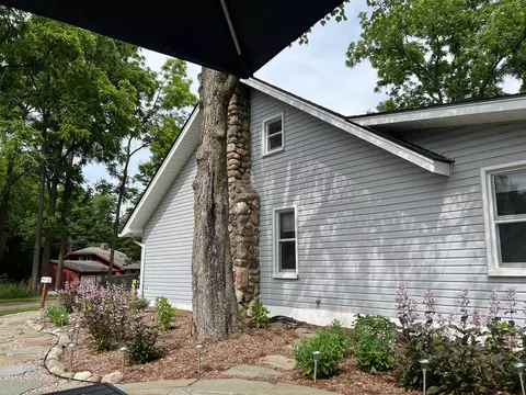 Exterior - 13957 Aberdeen, Gregory, MI 48137 photo 11 of 18