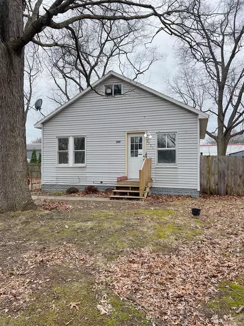 2921 Continental, Norton Shores, MI 49444