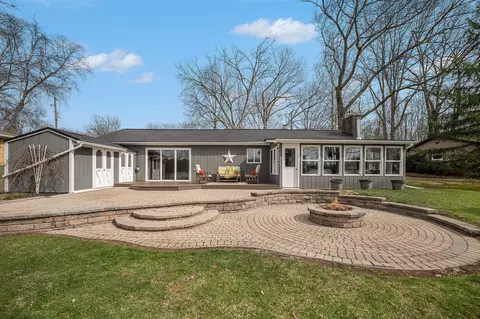 362 Minkler Lk, Allegan, MI 49010