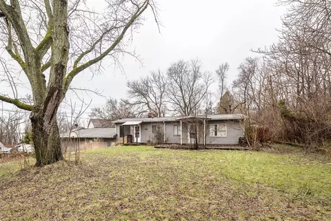 11132 Overland, Whitmore Lake, MI 48189
