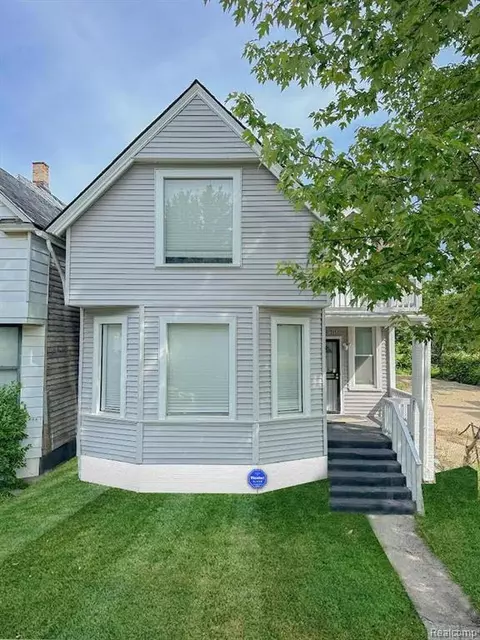 3415 E Canfield, Detroit, MI 48207