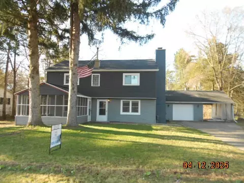 18185 S S Riv, Three Rivers, MI 49093