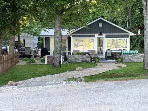 11345 Loon Echo, Delton, MI 49046
