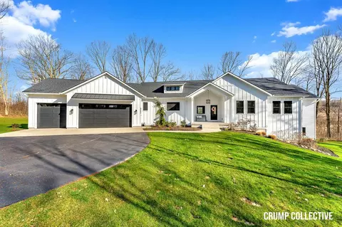 5661 Walnut Run, Caledonia, MI 49316