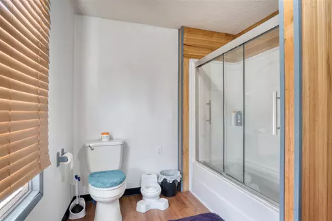 Bath - 6831 N Oak, White Cloud, MI 49349 photo 1 of 1