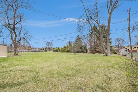 Exterior - 1202 Murray, Tecumseh, MI 49286 photo 5 of 6