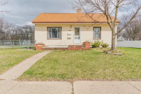 1212 E Dl, Muskegon, MI 49442