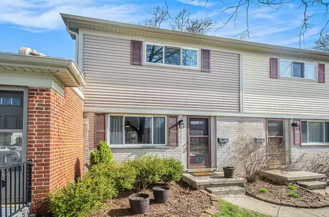 3033 Williamsburg, Ann Arbor, MI 48108